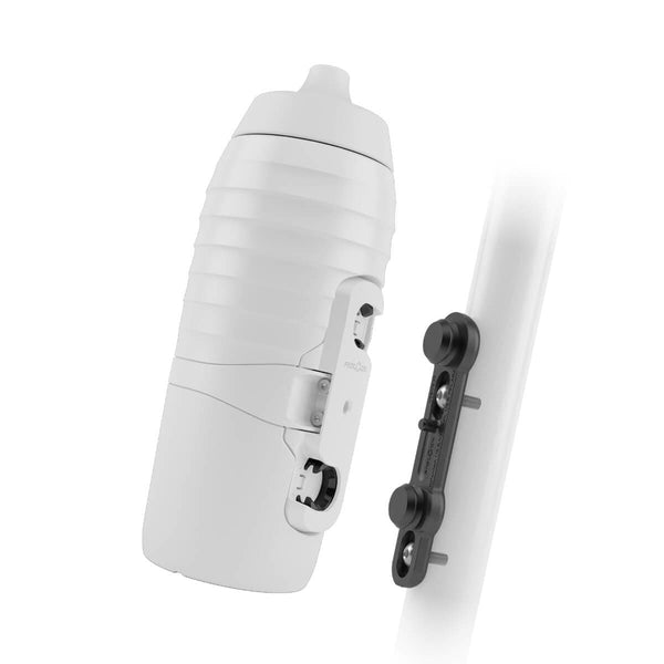 The white bike bottle TWIST x KEEGO 0.6L and magnetic FIDLOCK bottle cage